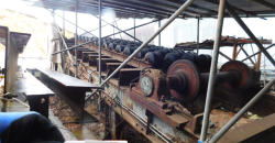 神戸製鋼：エプロンフィーダー